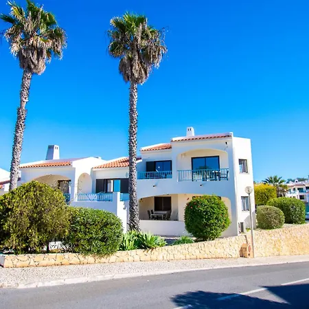 99b Hibiscus - Spacious 2-bedroom With Pool Views Appartement *
