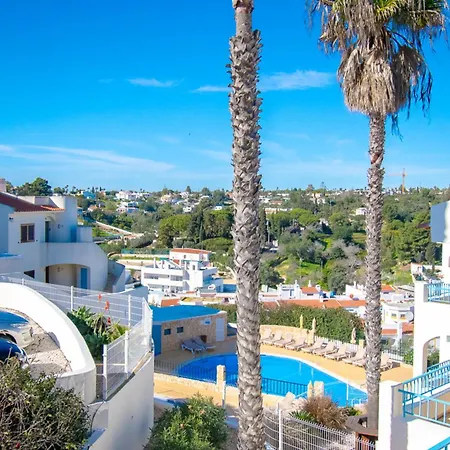 Apartamento 99b Hibiscus - Spacious 2-bedroom With Pool Views