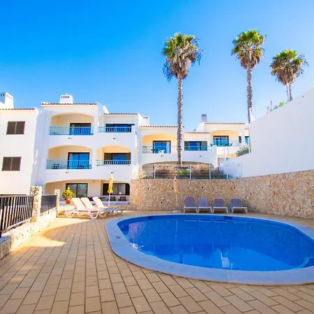 Apartamento 99b Hibiscus - Spacious 2-bedroom With Pool Views