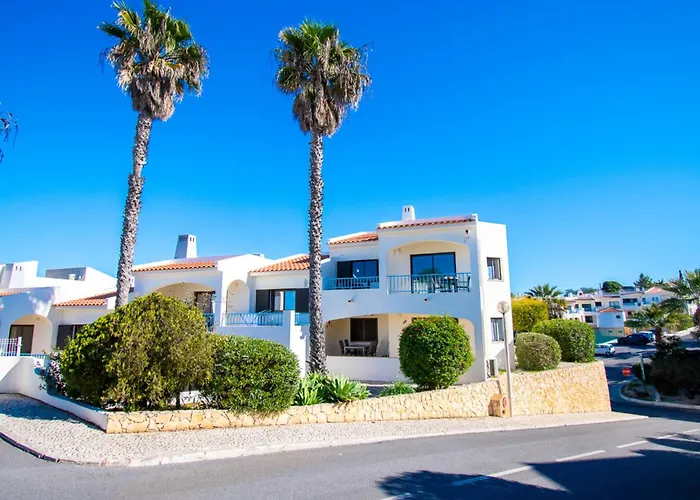 99b Hibiscus - Spacious 2-bedroom With Pool Views Διαμέρισμα *