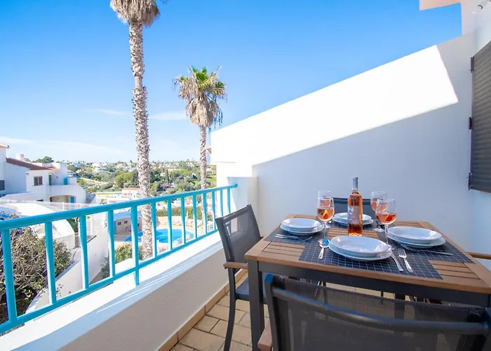 99b Hibiscus - Spacious 2-bedroom With Pool Views * Carvoeiro (Lagoa)